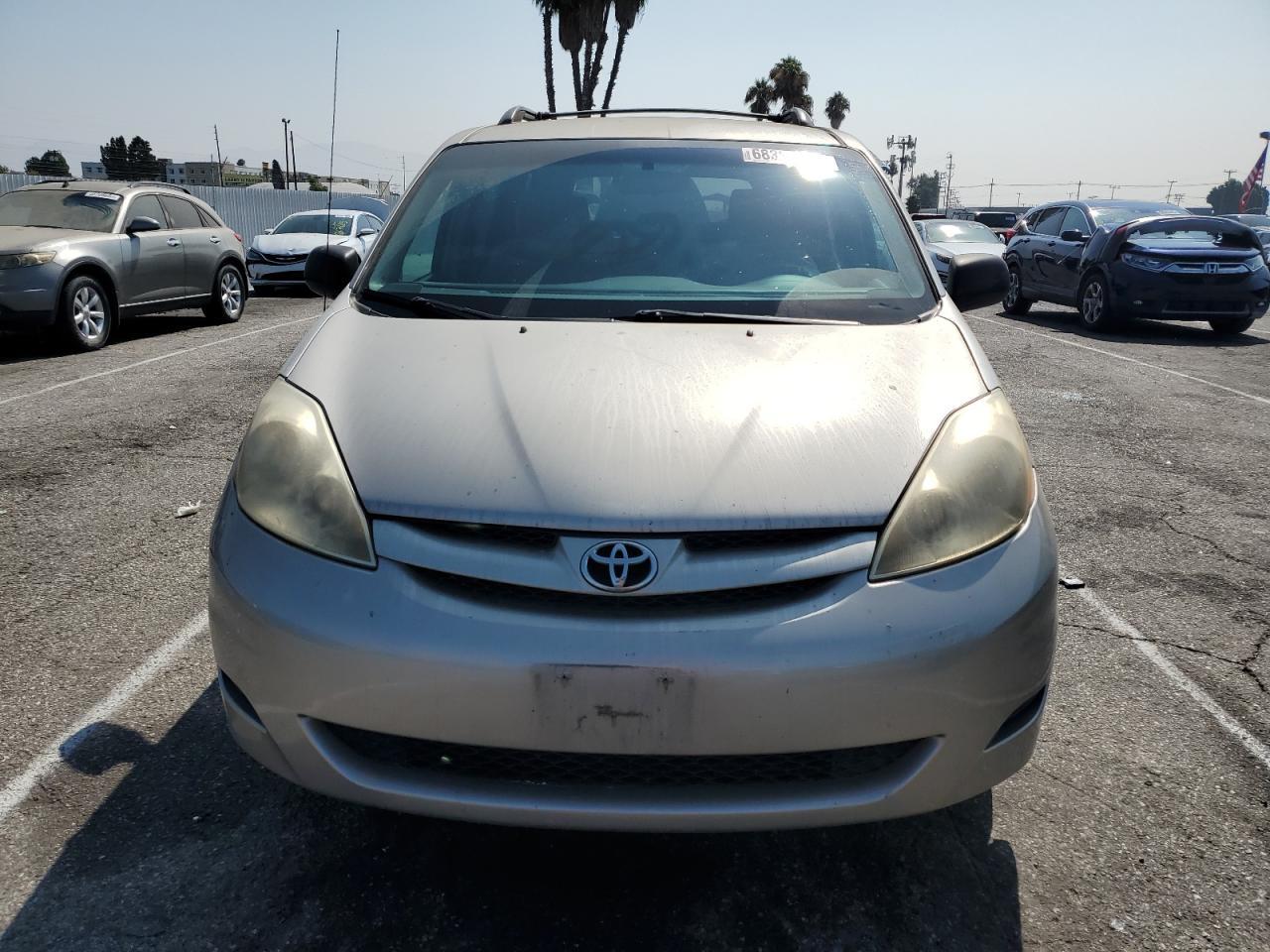 2006 TOYOTA SIENNA