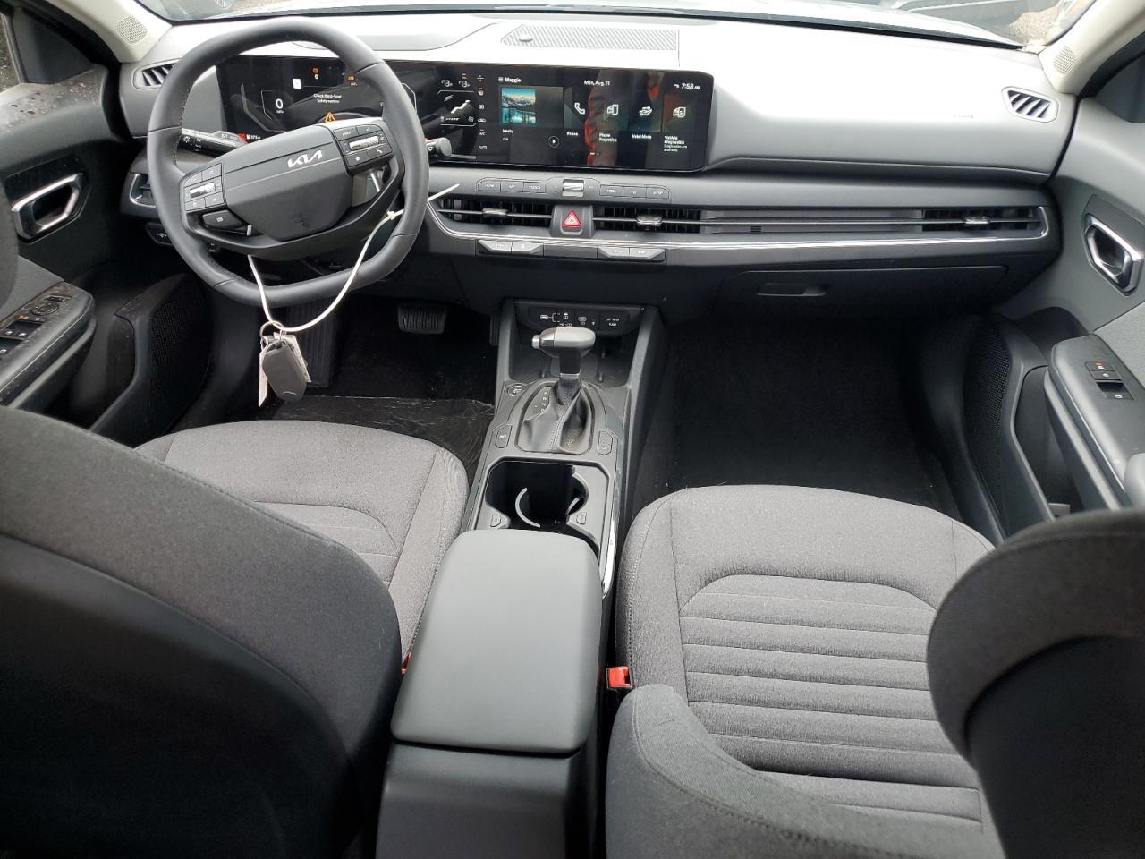 2025 KIA K4