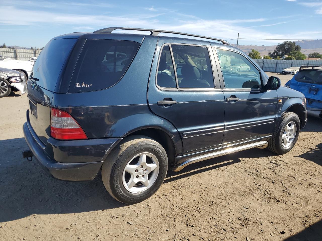 2000 MERCEDES-BENZ ML-Class