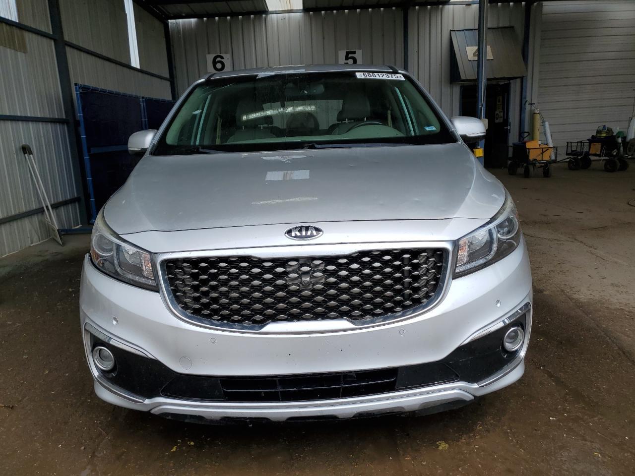 2018 KIA SEDONA