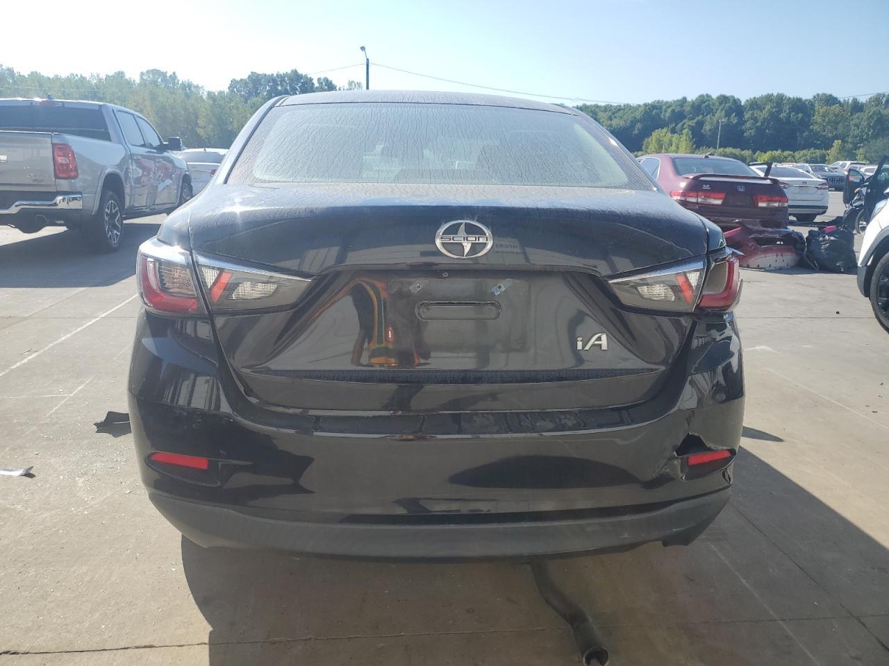 2016 TOYOTA SCION