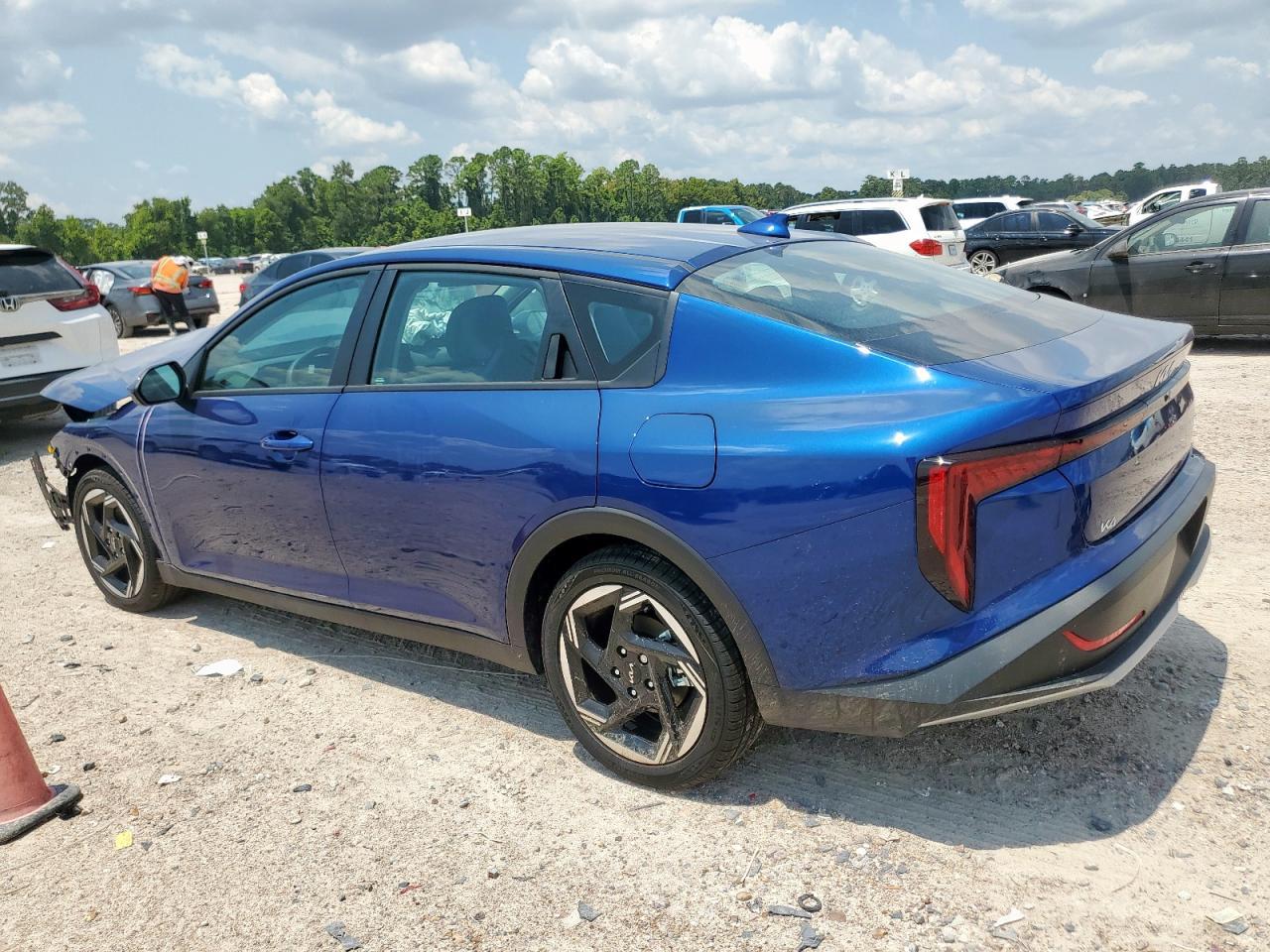 2025 KIA K4