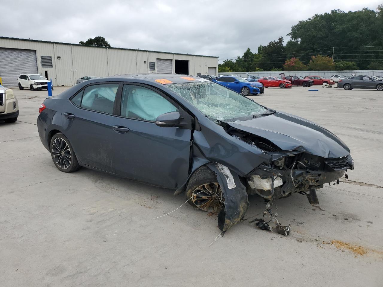 2016 TOYOTA COROLLA