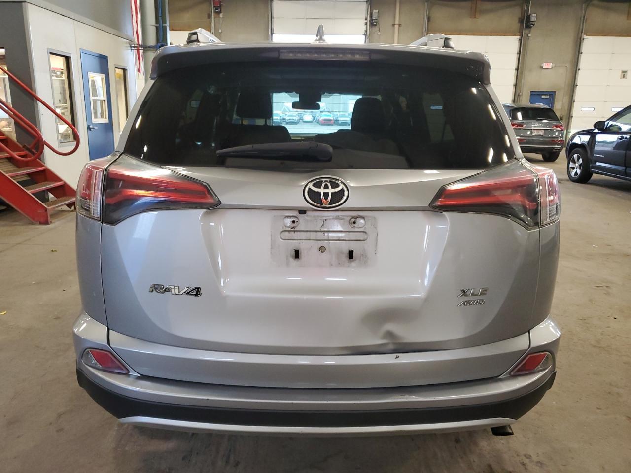 2016 TOYOTA RAV4
