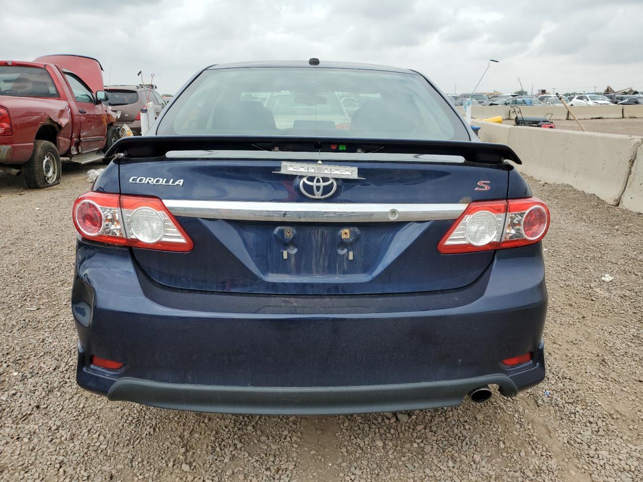 2013 TOYOTA COROLLA