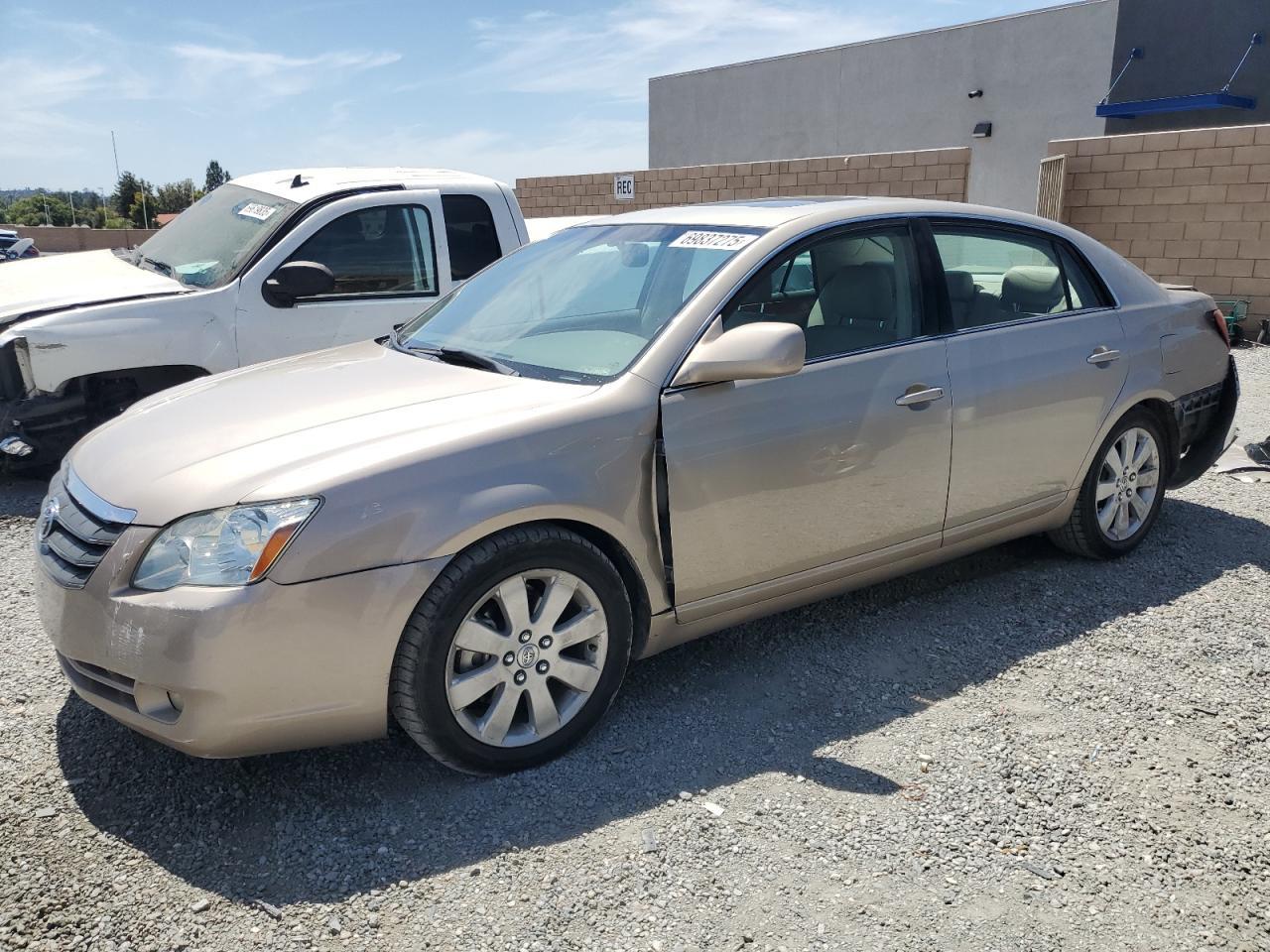 2006 TOYOTA Avalon