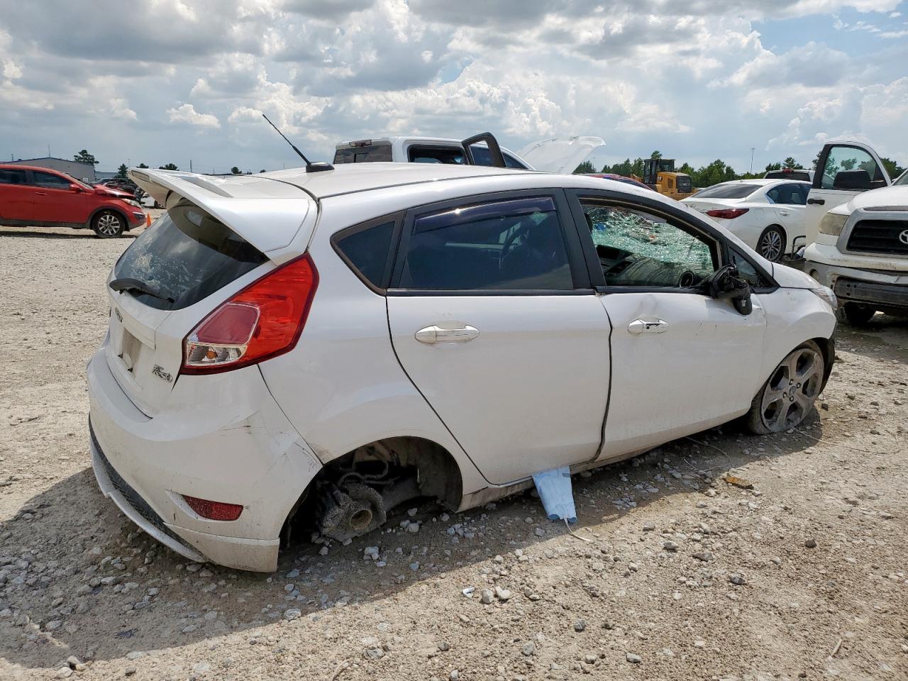 2017 FORD Fiesta