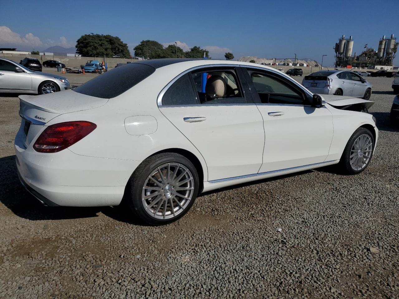 2016 MERCEDES-BENZ C-CLASS