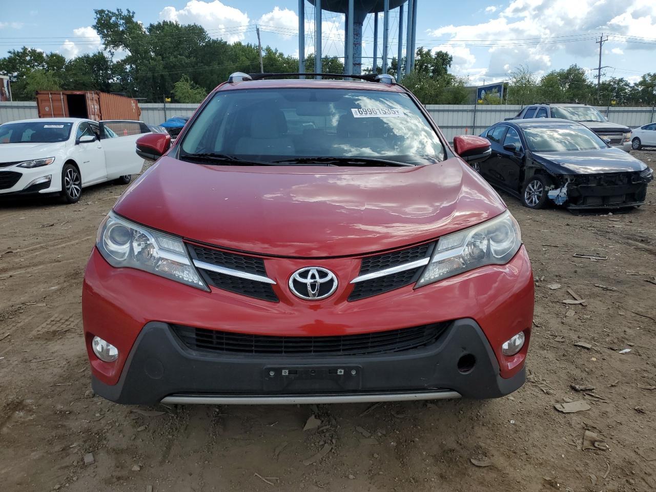 2015 TOYOTA RAV4
