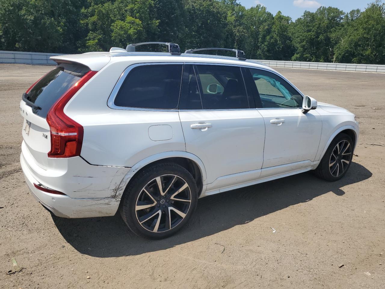 2021 VOLVO XC90