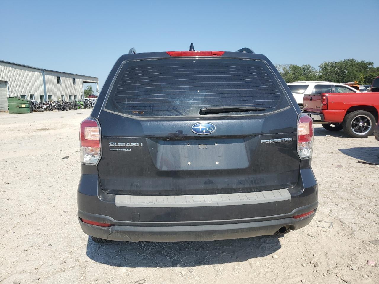 2018 SUBARU FORESTER