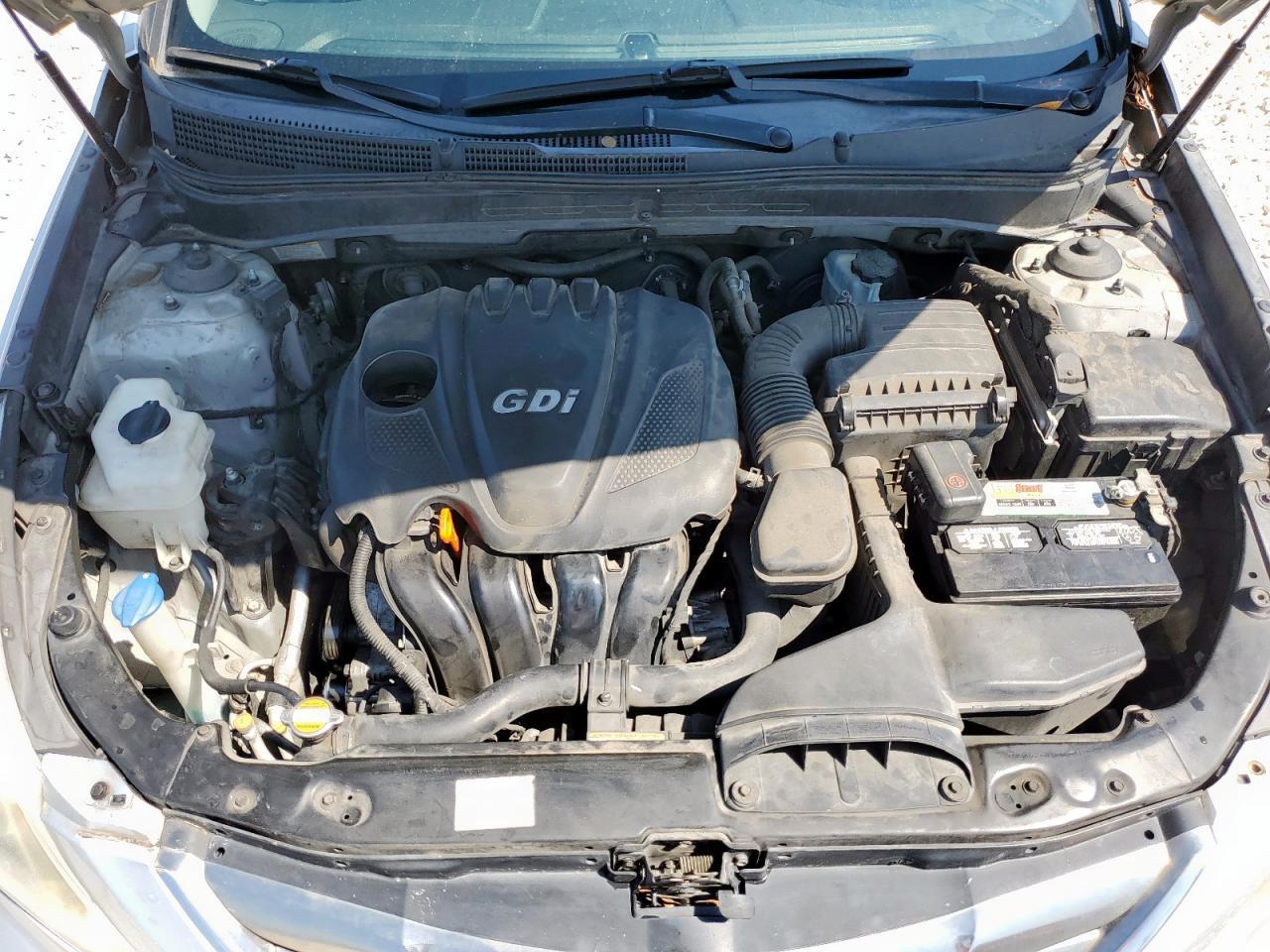 2011 HYUNDAI SONATA