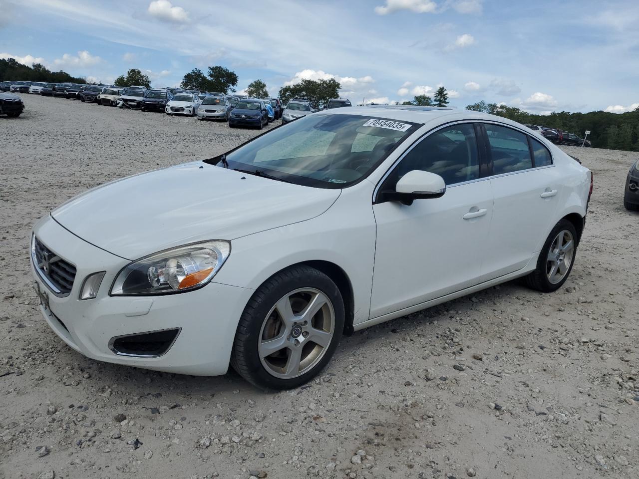 2013 VOLVO S60