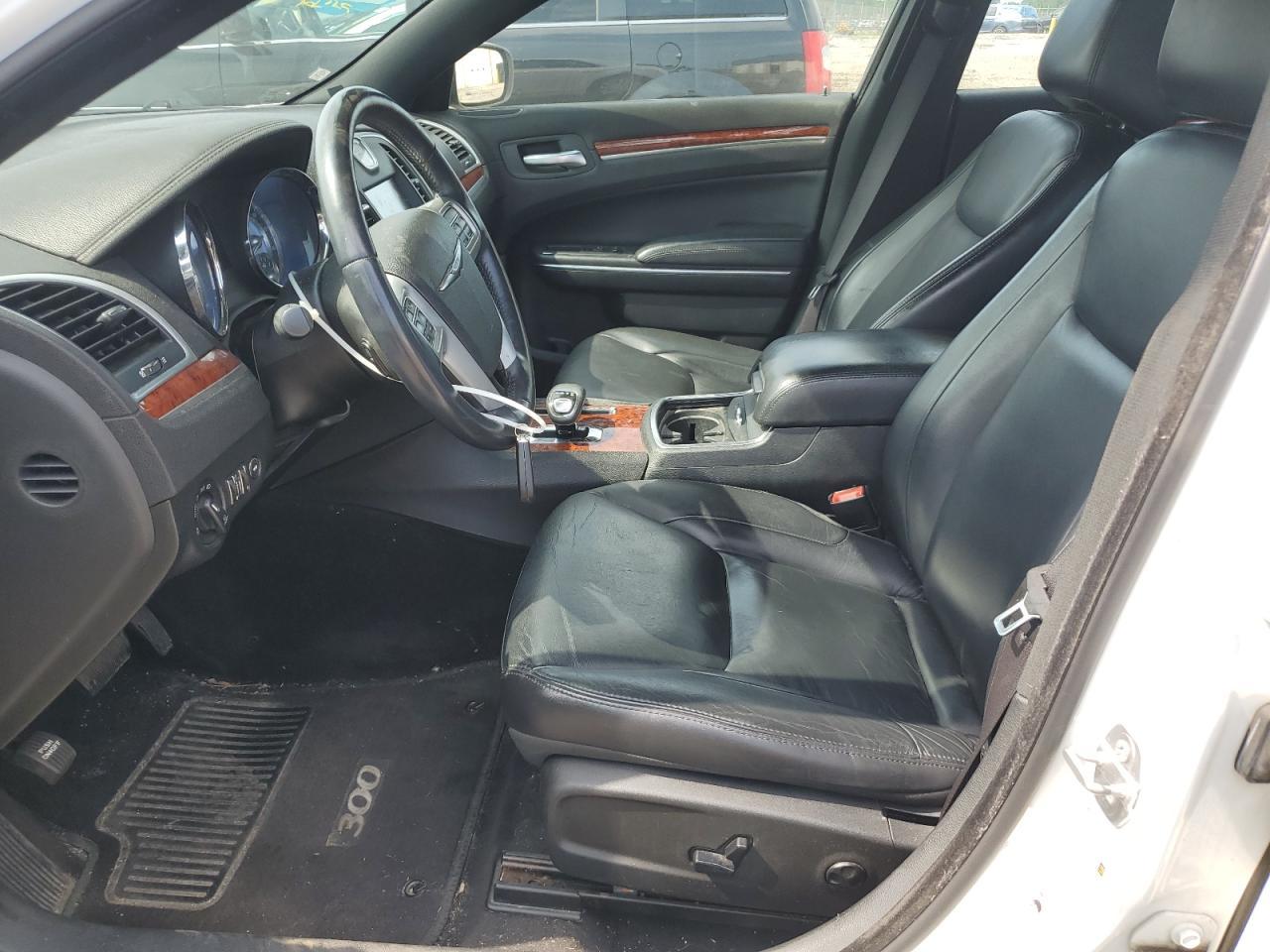 2014 CHRYSLER 300