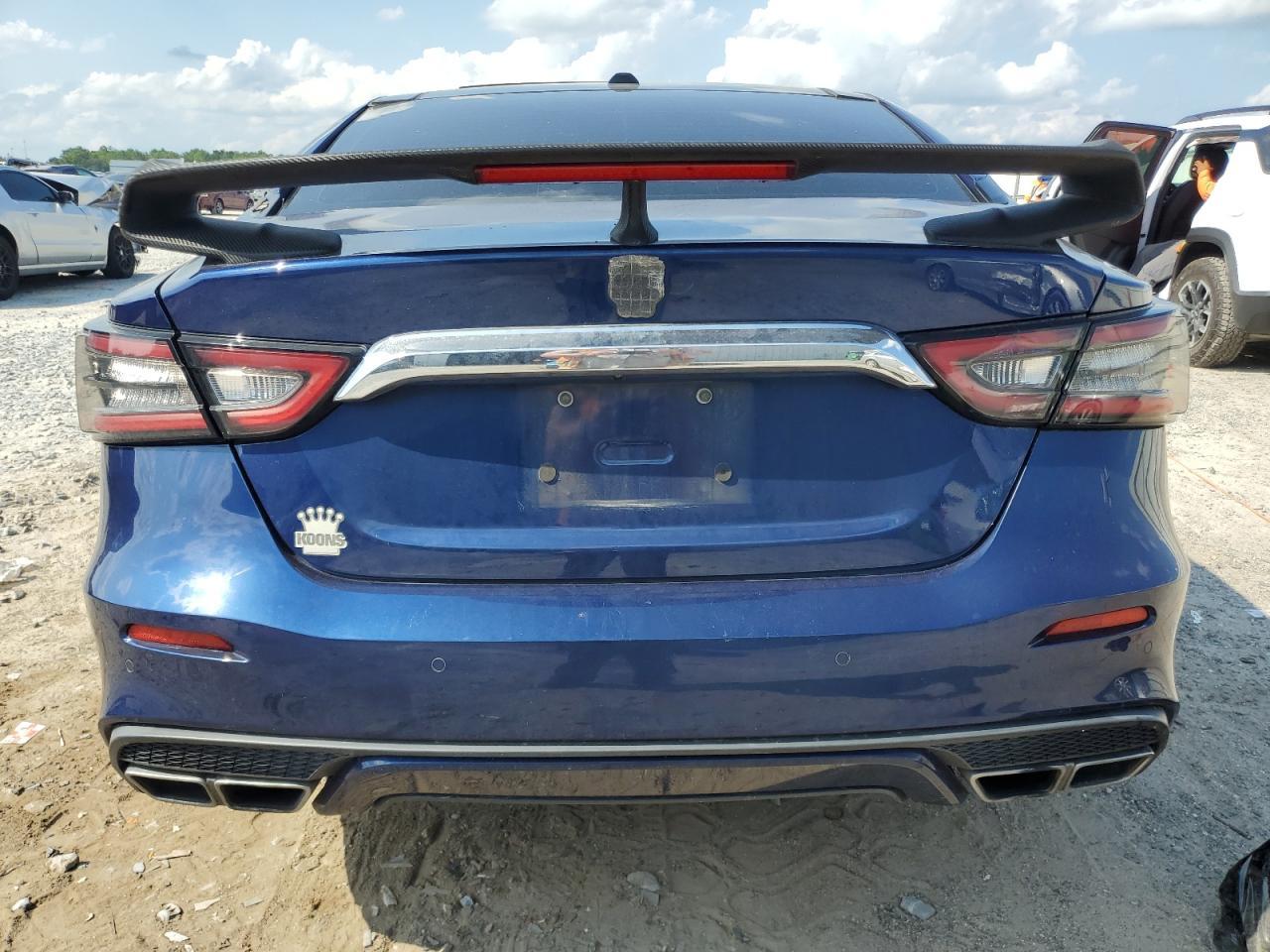 2019 NISSAN Maxima