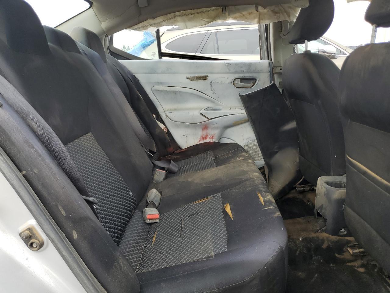 2020 NISSAN VERSA