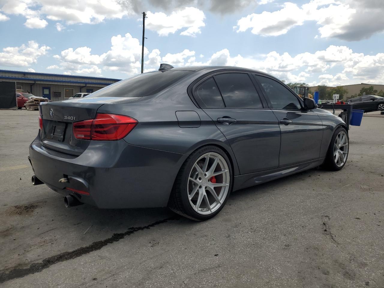 2018 BMW 3 SERIES