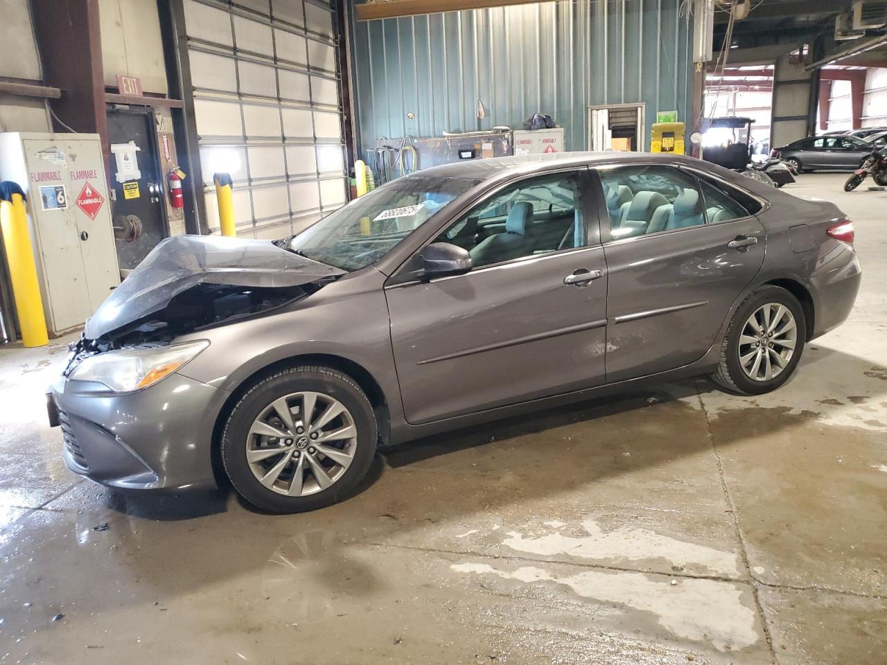 2017 TOYOTA CAMRY