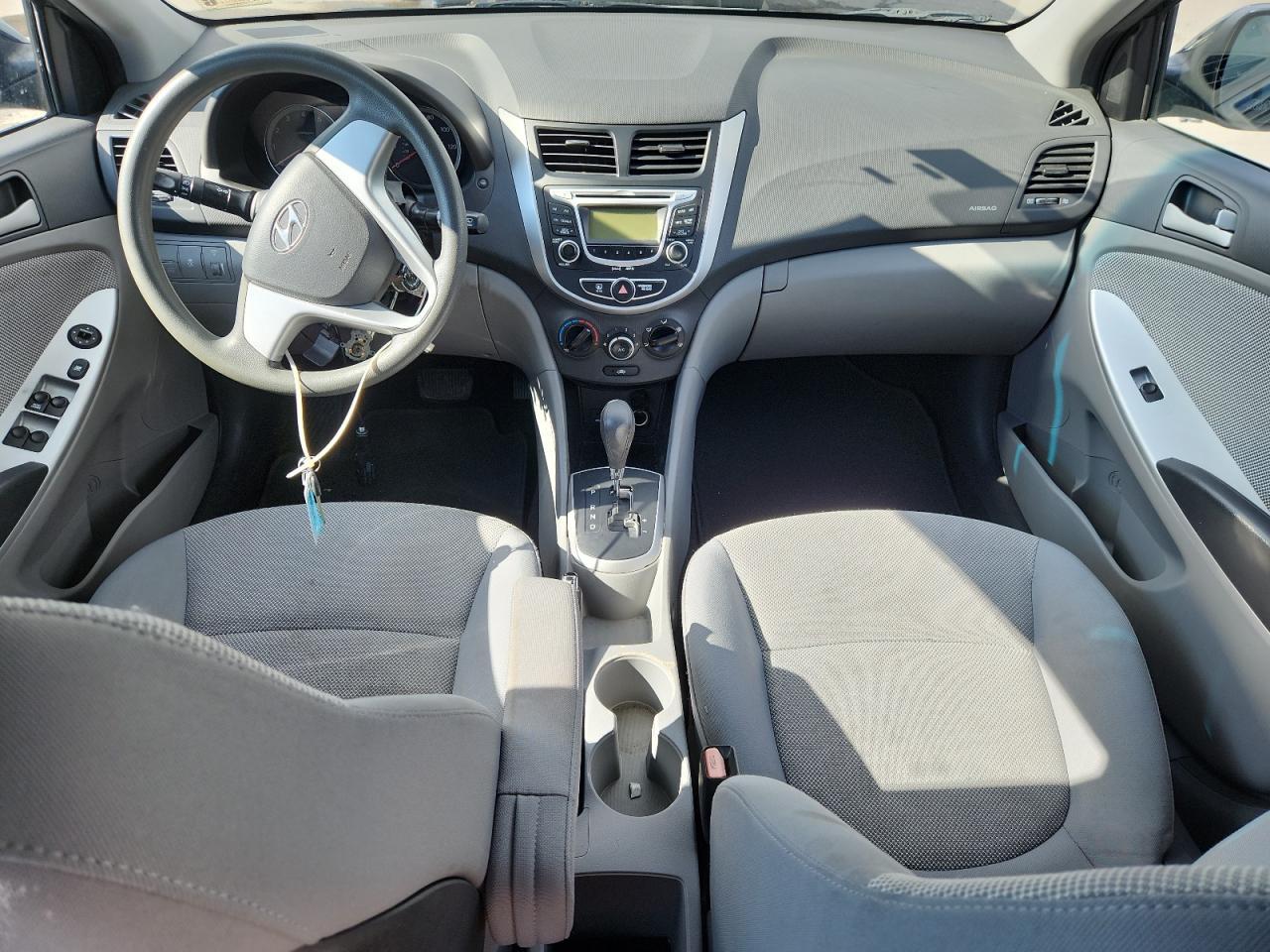 2012 HYUNDAI ACCENT