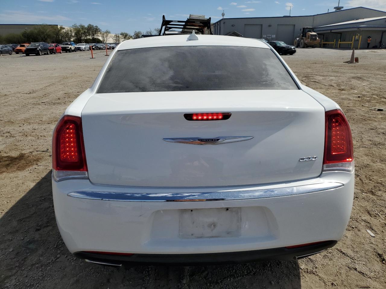2019 CHRYSLER 300