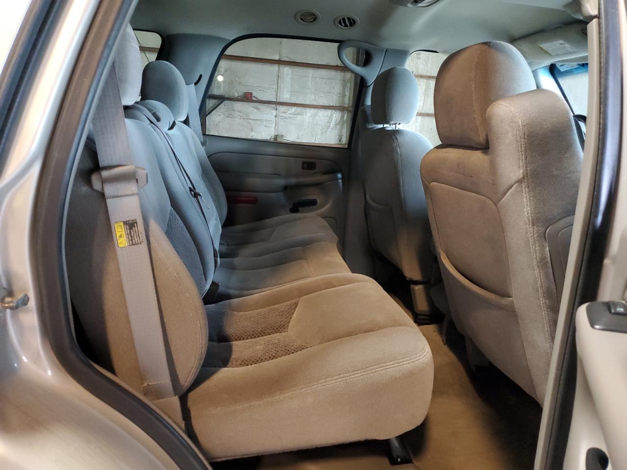 2004 CHEVROLET Tahoe