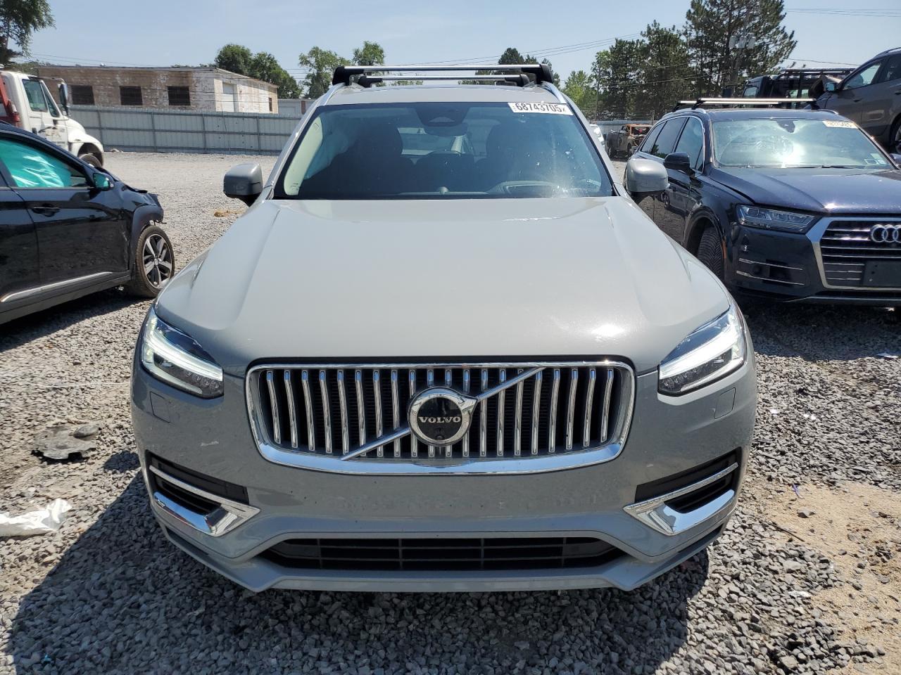 2024 VOLVO XC90