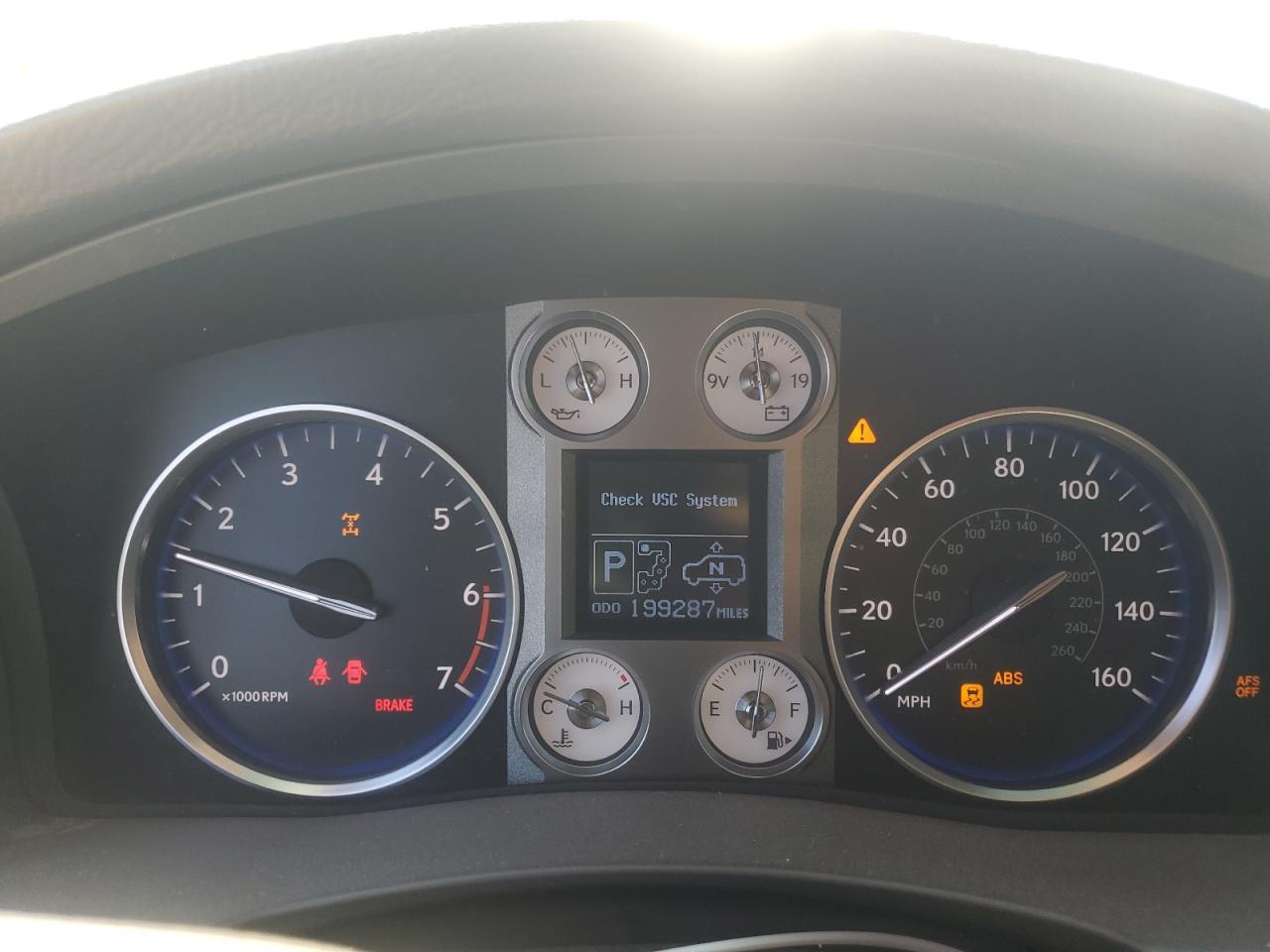 2010 LEXUS LX 570