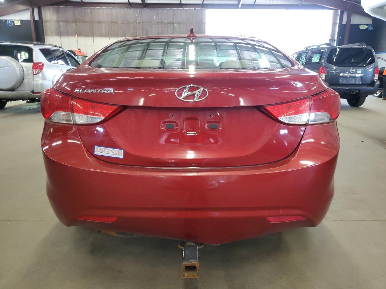 2011 HYUNDAI ELANTRA