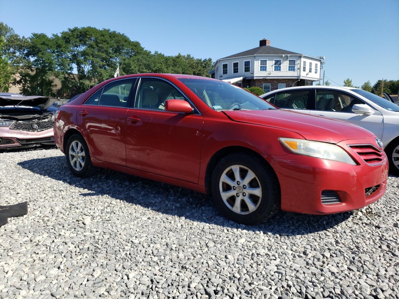 2011 TOYOTA CAMRY