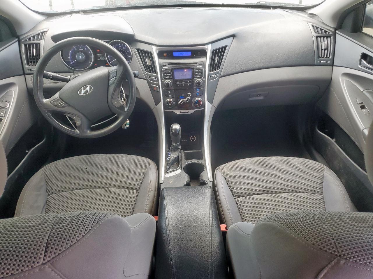 2011 HYUNDAI SONATA
