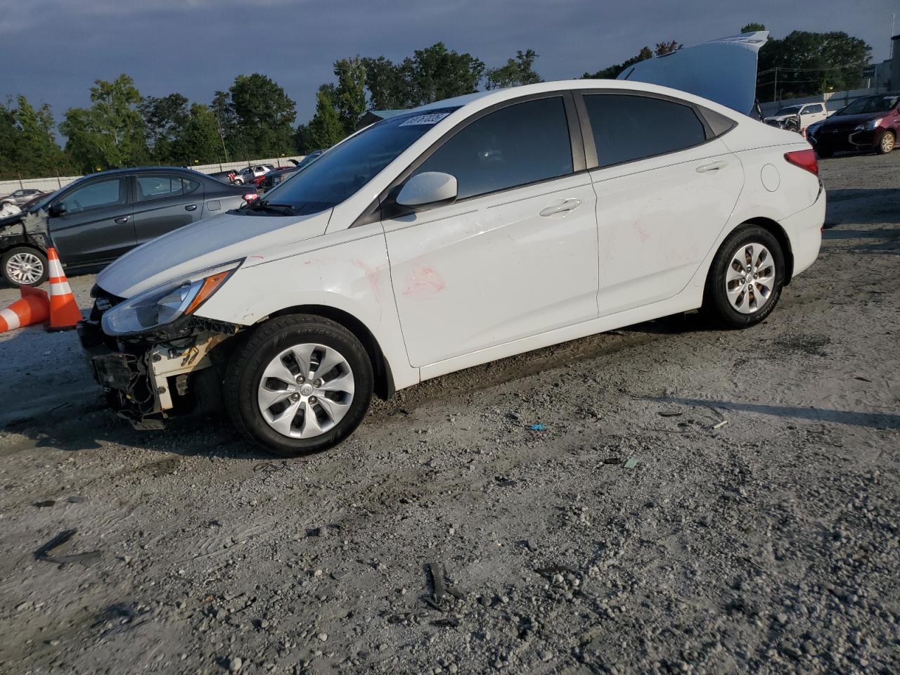 2016 HYUNDAI ACCENT