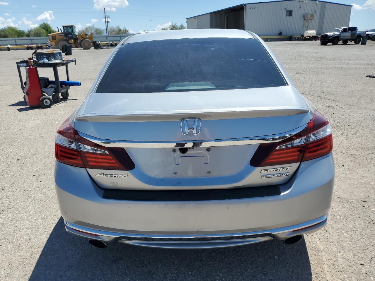 2017 HONDA ACCORD