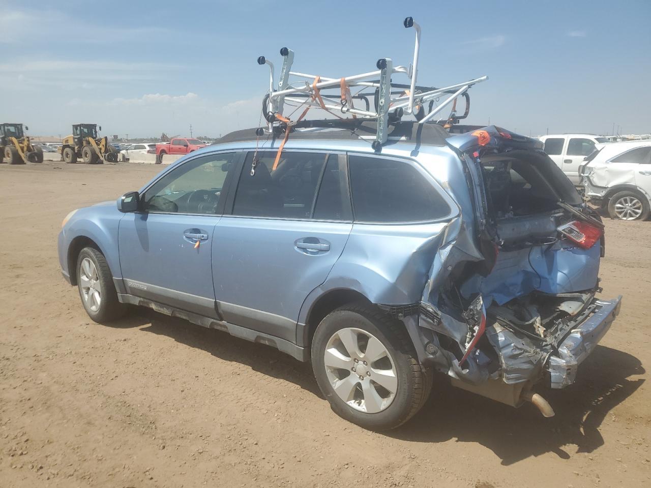2010 SUBARU Outback