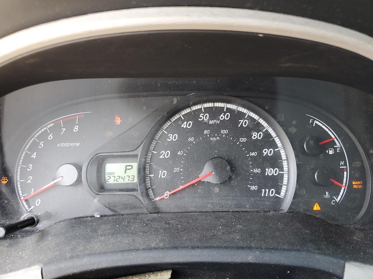 2011 TOYOTA SIENNA