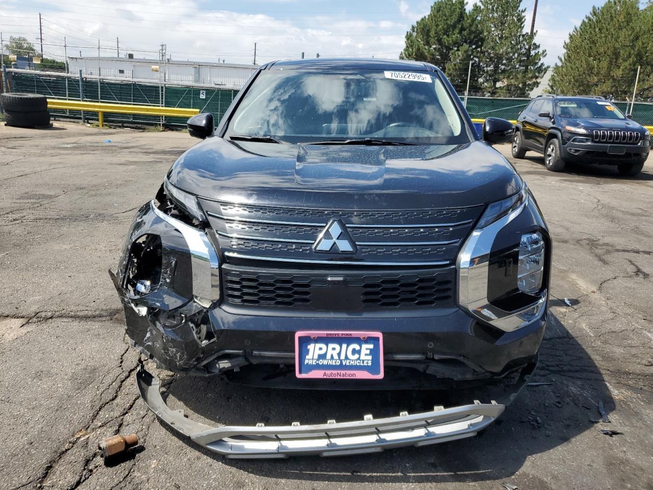 2023 MITSUBISHI outlander