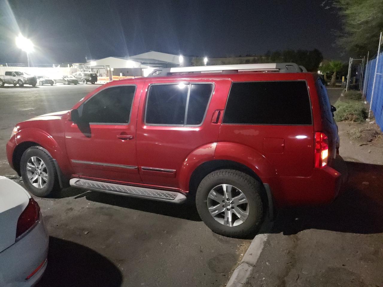 2011 NISSAN PATHFINDER
