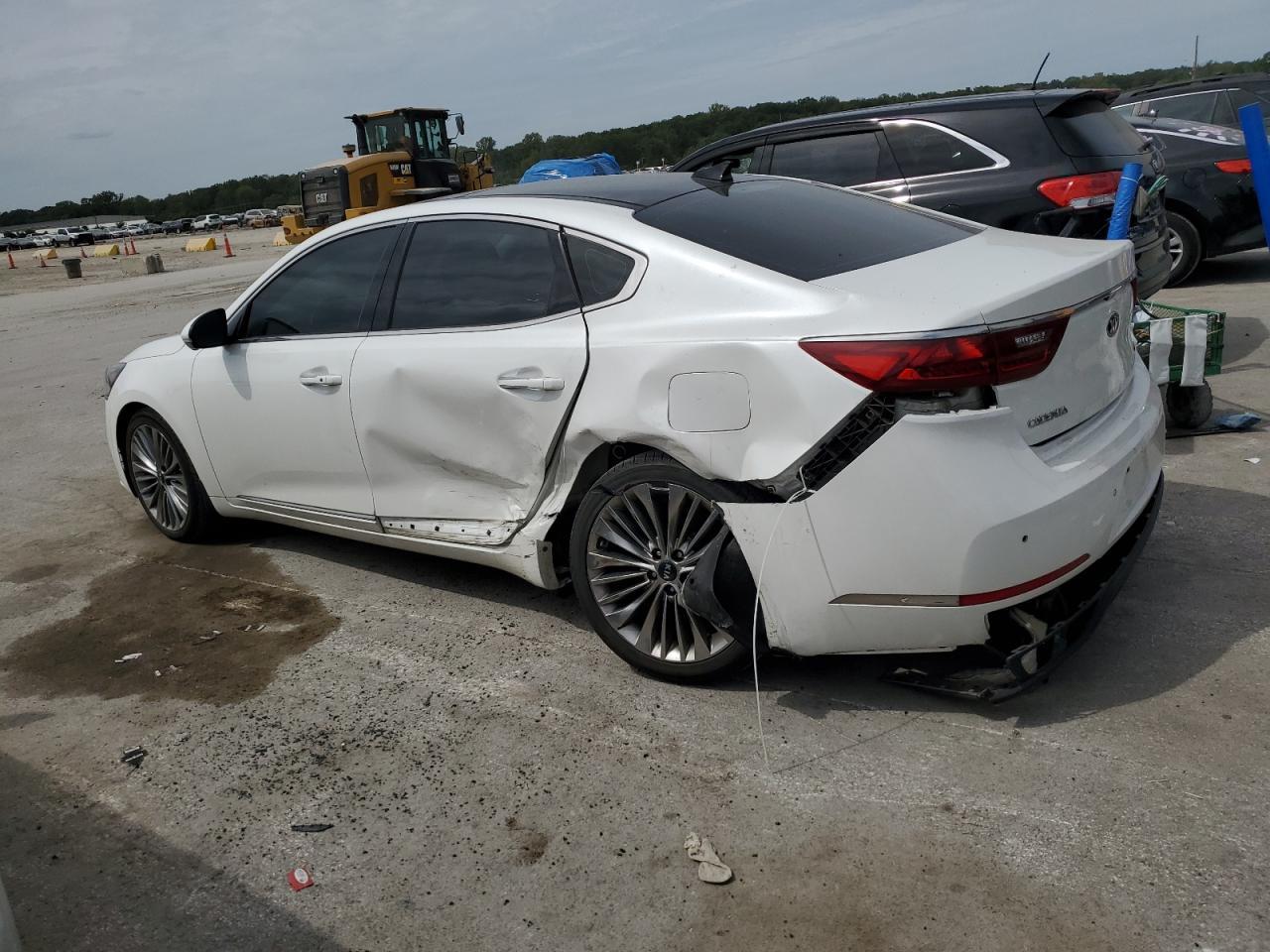 2017 KIA Cadenza