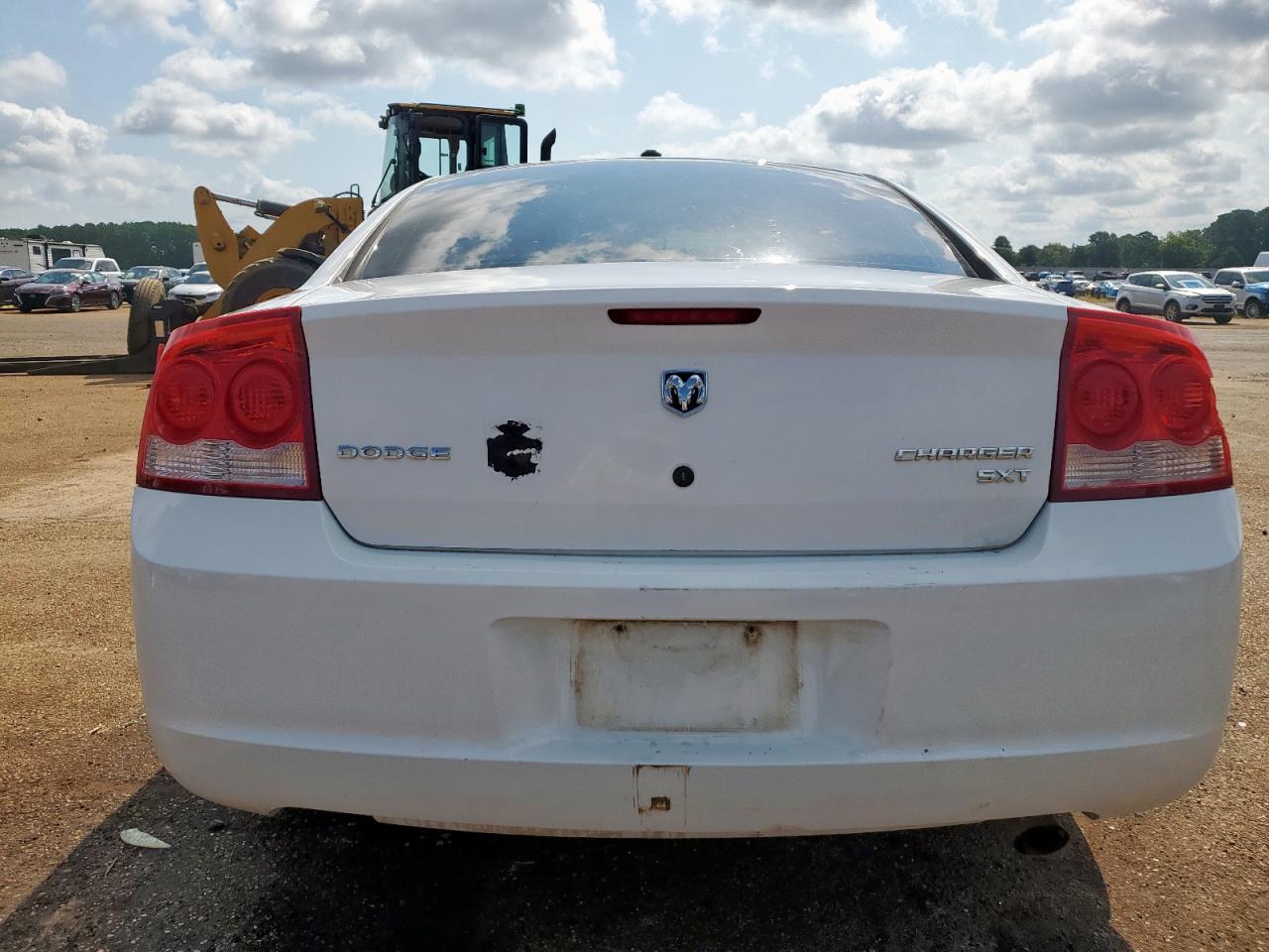 2010 DODGE CHARGER