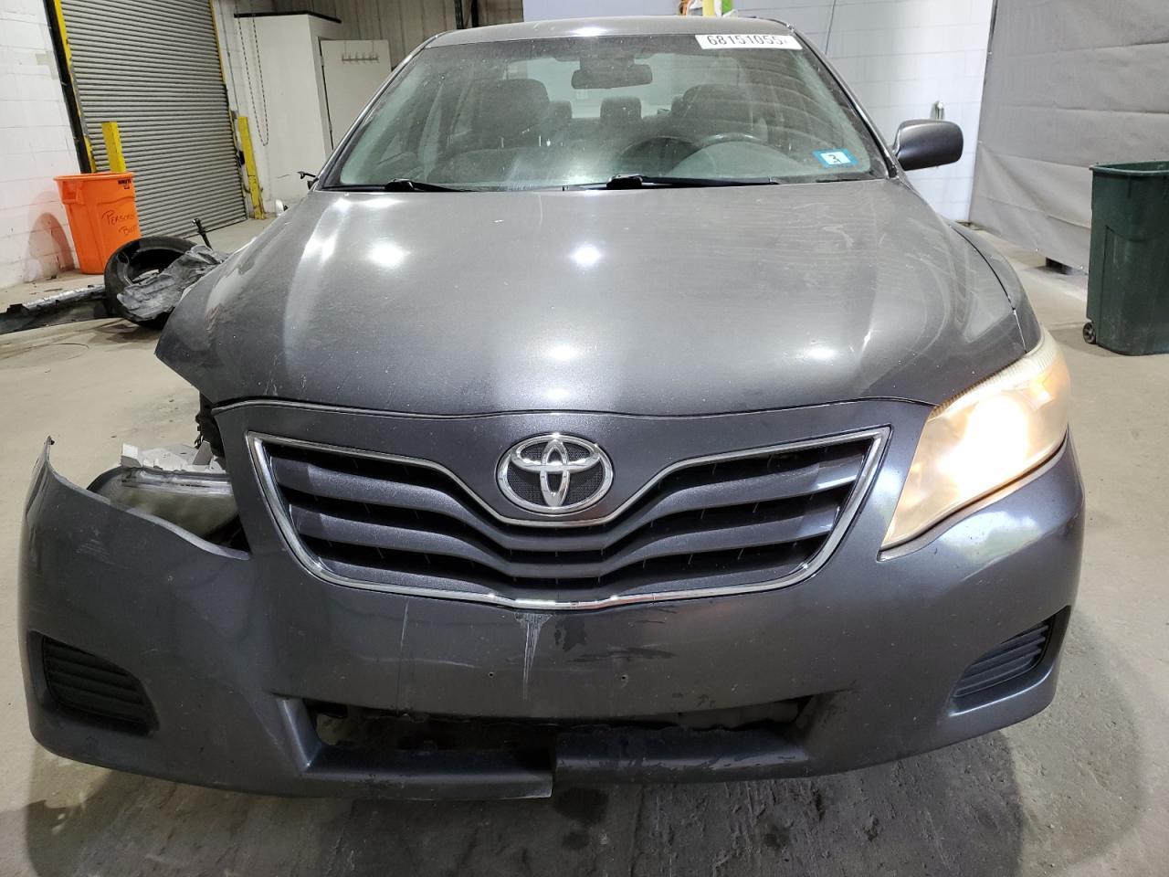 2010 TOYOTA CAMRY