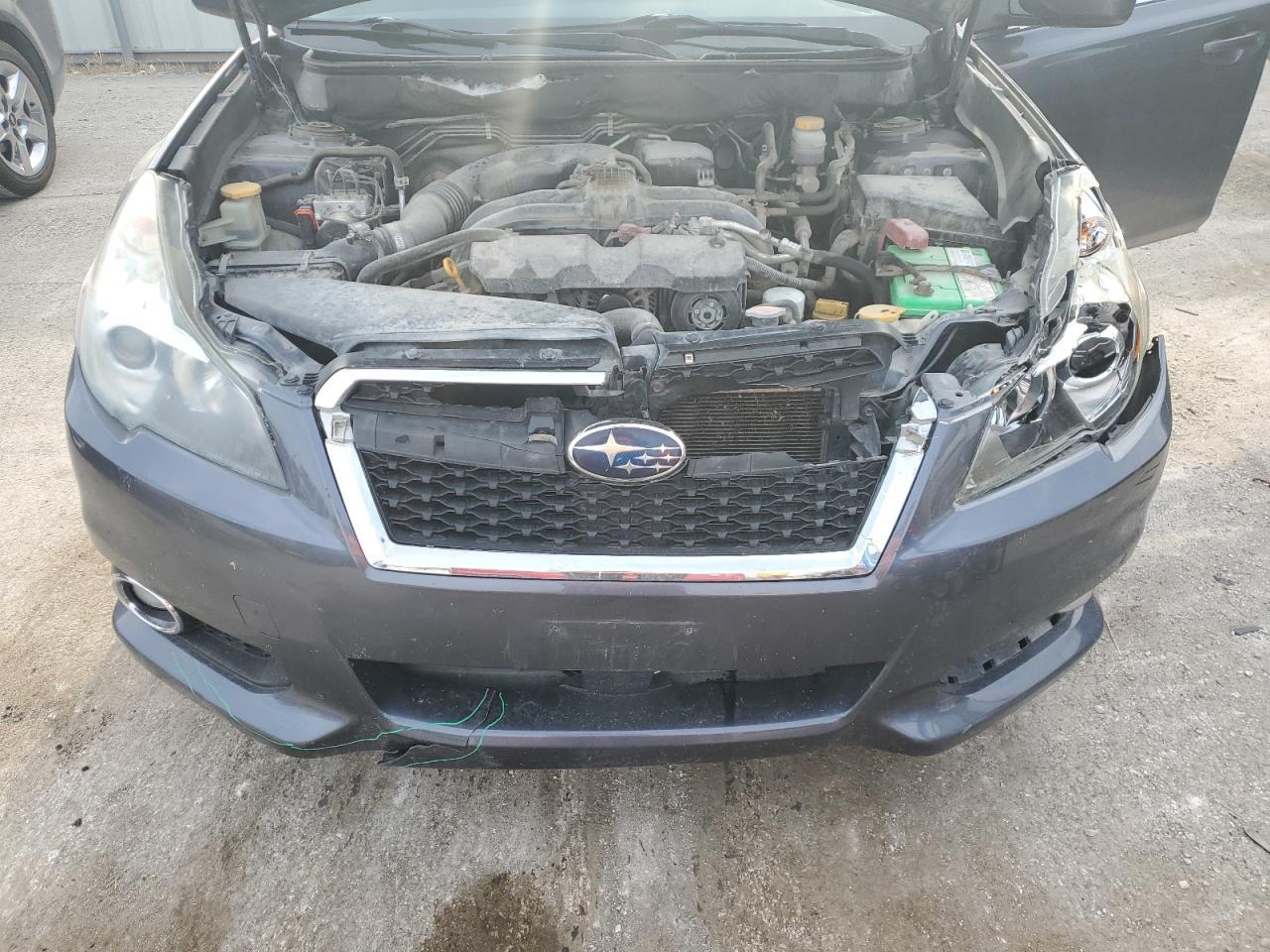 2014 SUBARU Legacy
