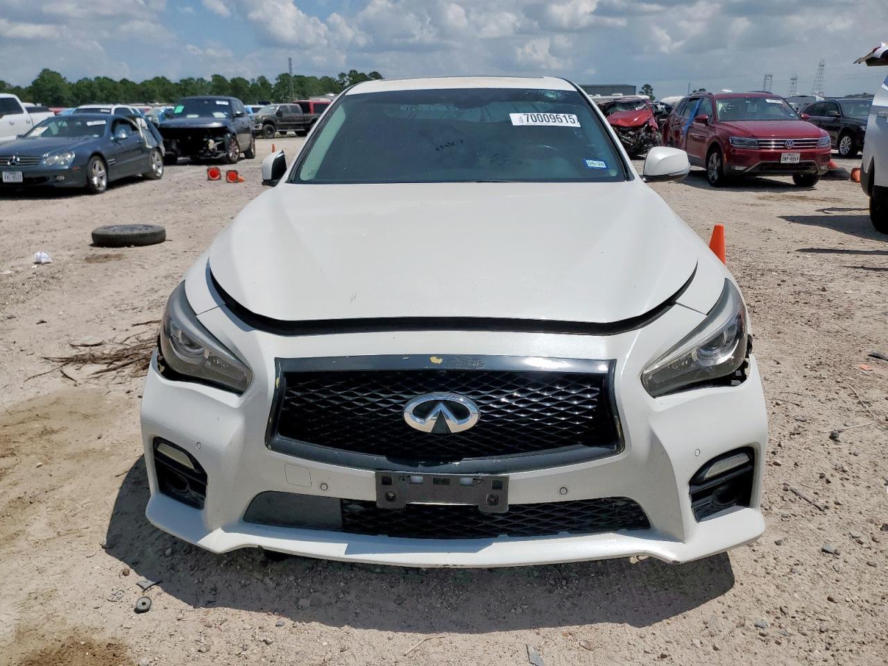 2016 INFINITI Q50