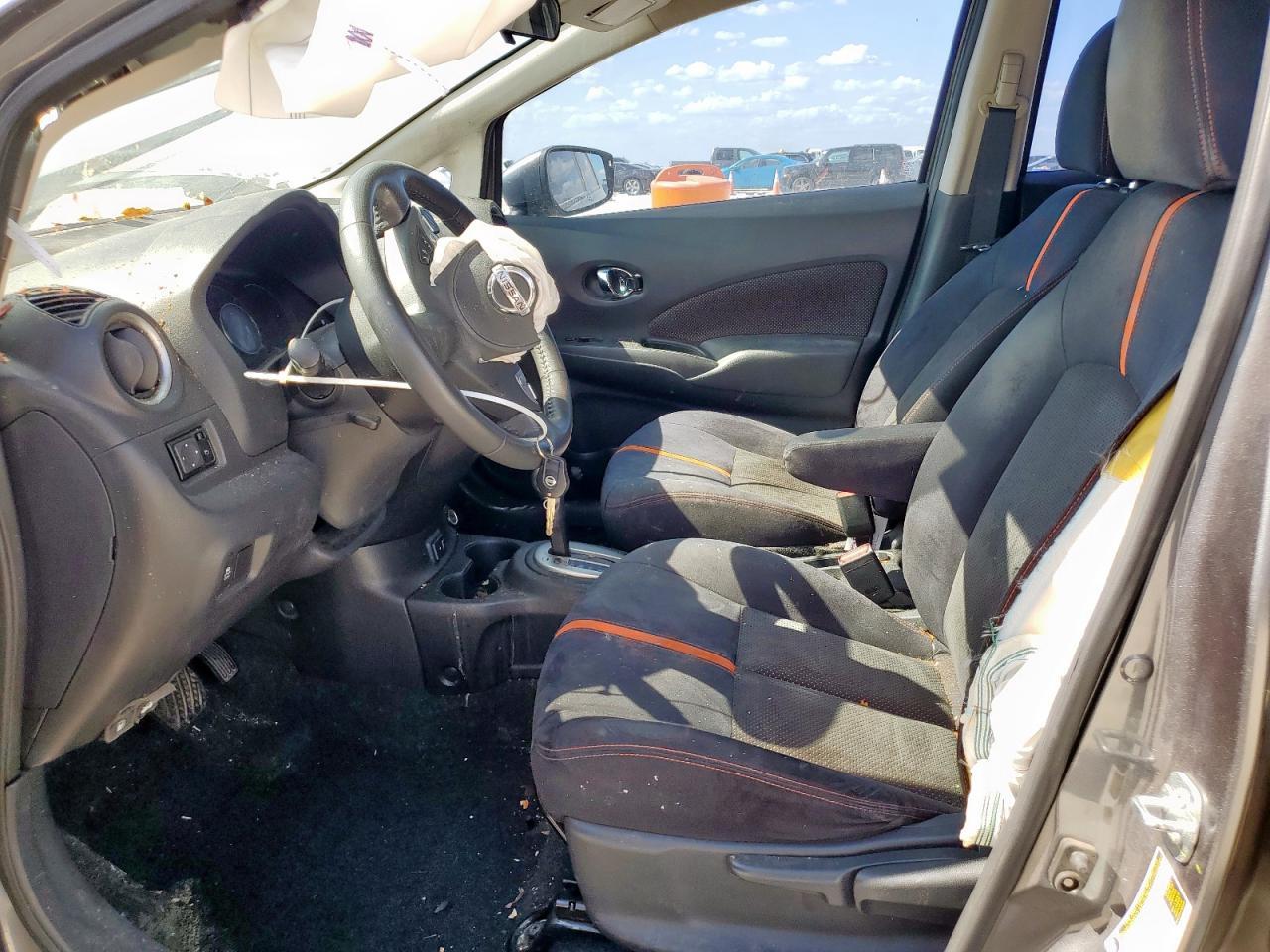 2017 NISSAN Versa Note