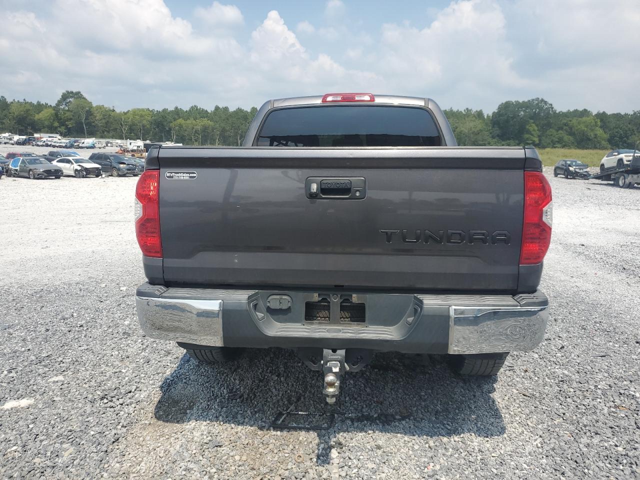 2017 TOYOTA TUNDRA