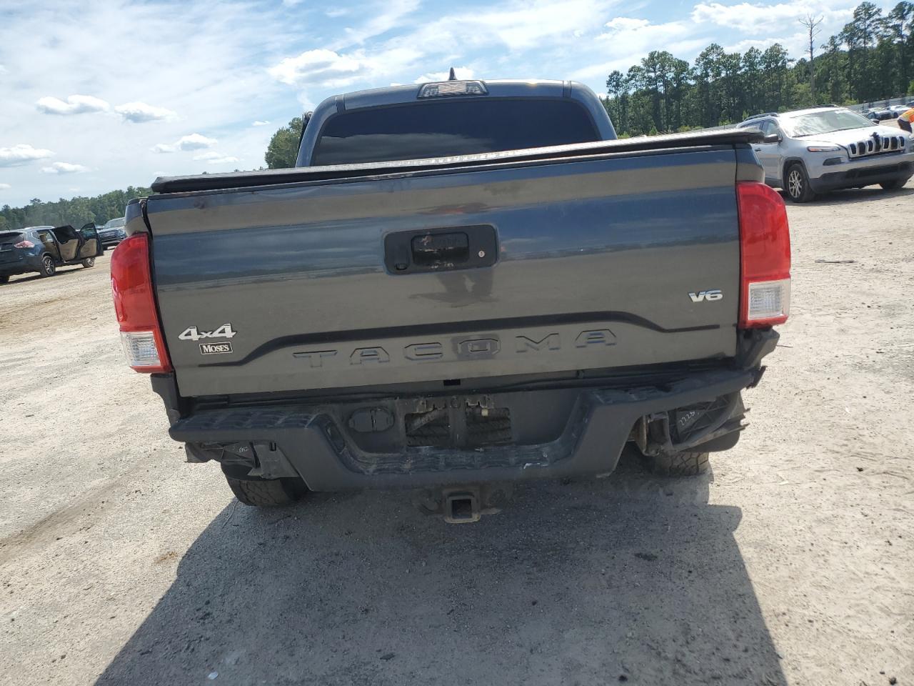 2017 TOYOTA TACOMA