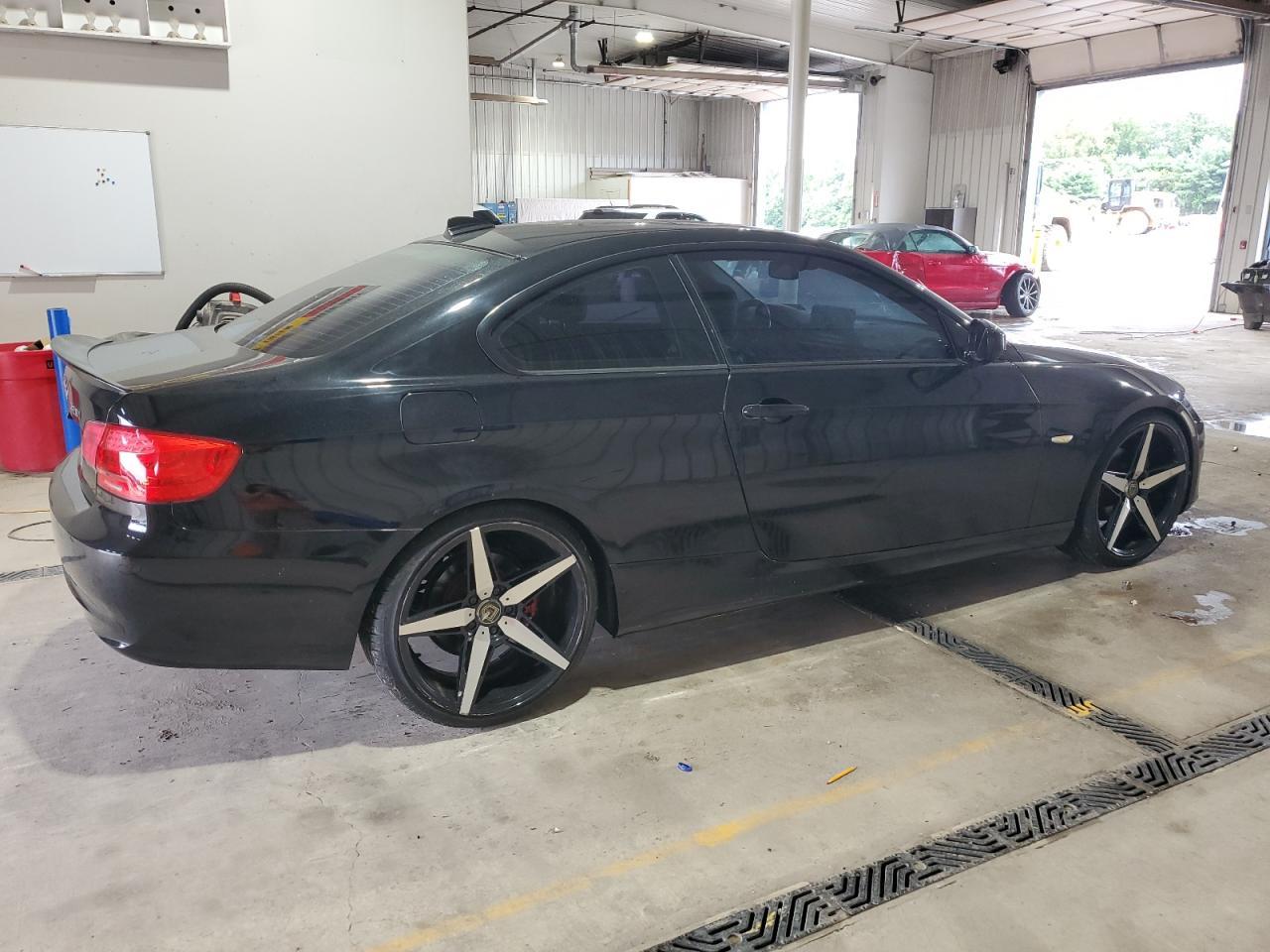 2011 BMW 3 SERIES