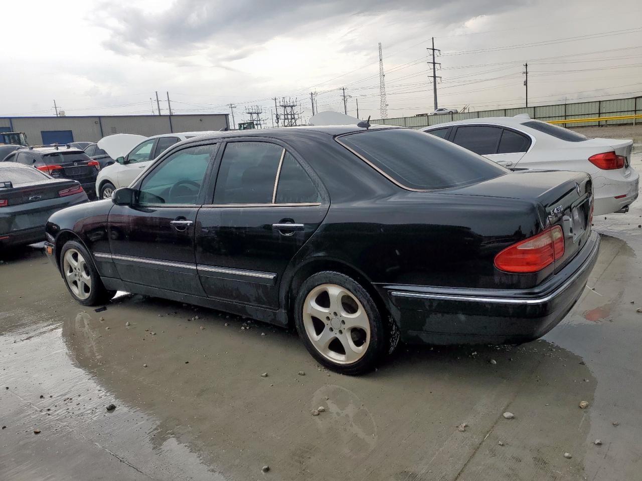 2002 MERCEDES-BENZ E-Class