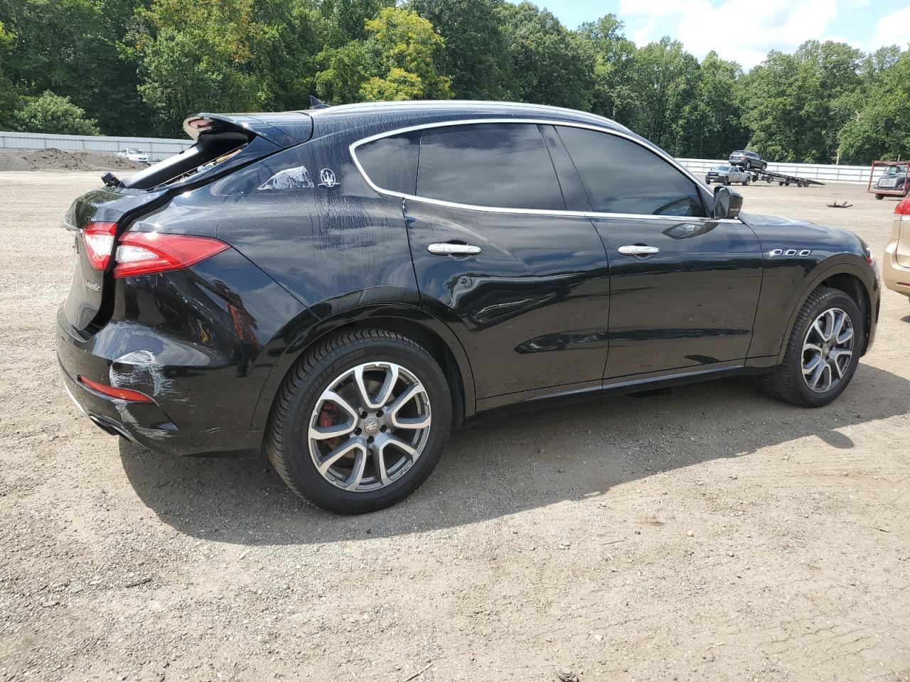 2017 MASERATI Levante