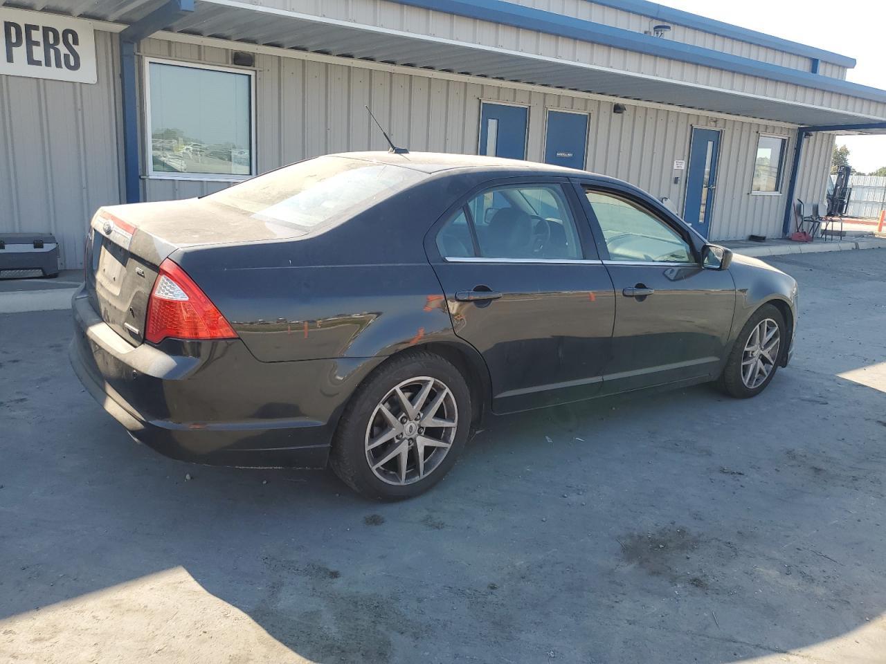 2011 FORD FUSION
