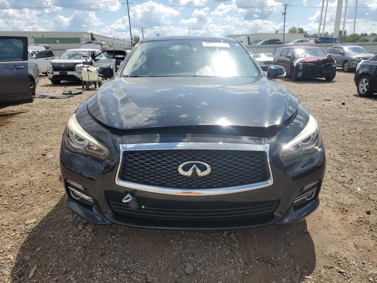 2017 INFINITI Q50