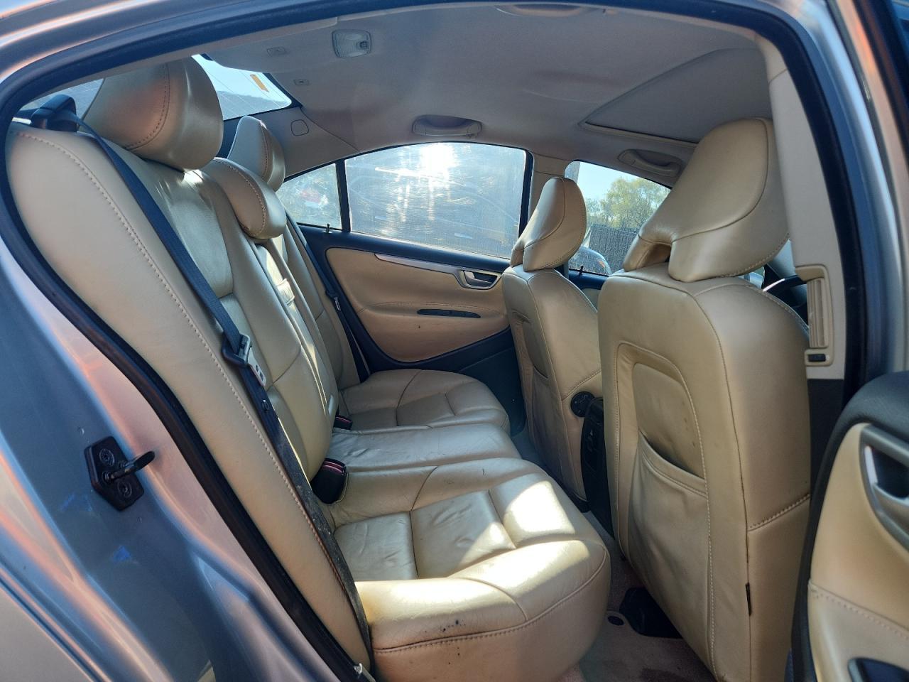 2006 VOLVO S60